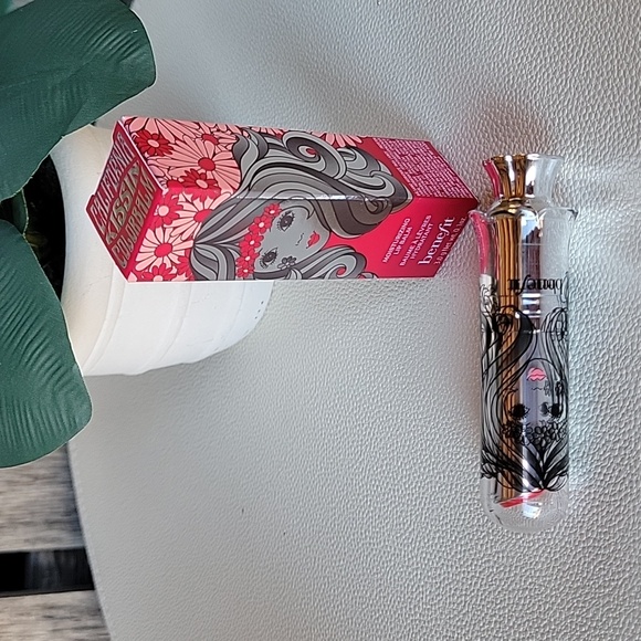 Benefit Fuchsia Lip Balm with Silver Artistic Tube - Picture 8 of 8